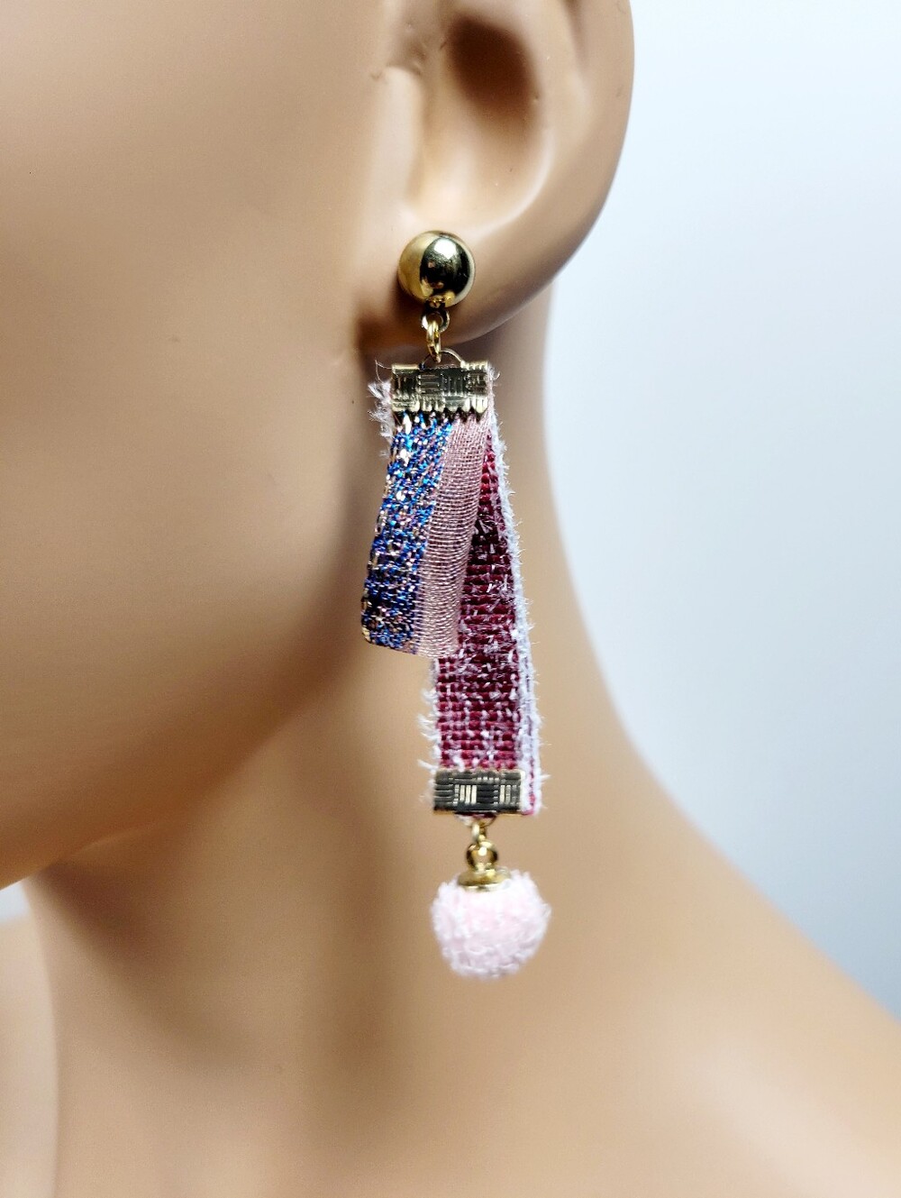 Brand New Gold Tone Pink Ball Dangle Earrings